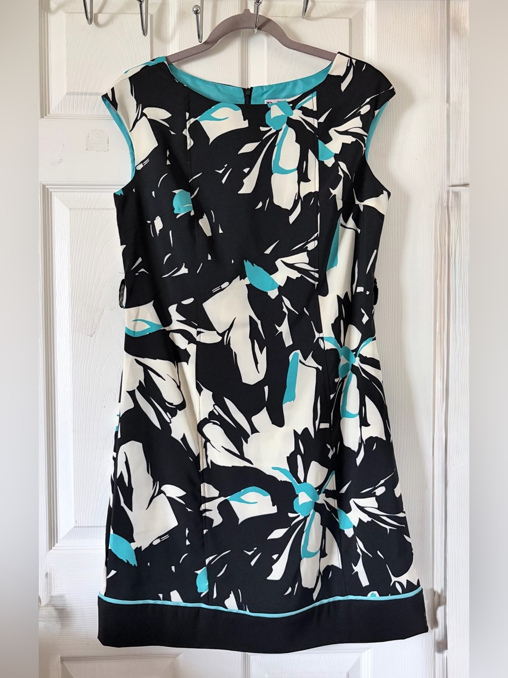 R&K Originals Black & Cream Floral Dress with Teal Accents, Sleeveless Sz 10